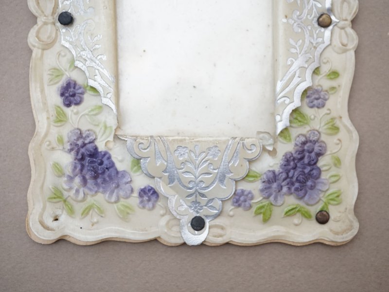 画像3: ＊蚤の市＊ セルロイドのフォトフレーム 紫の花 ヘリオトロープ