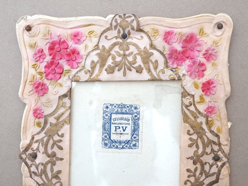 画像2: アンティーク セルロイドのフォトフレーム ミルキーピンク 花模様