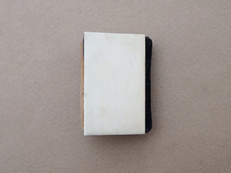 画像3: 19世紀 アンティーク ドール用 祈祷書 ボーン製 ダークブルーのベルベット ドールハウス PAROISSIEN