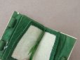 画像8: 19世紀 アンティーク ドール用 ニードルケース ボーン製 グリーンのベルベット ドールハウス NEEDLES (8)