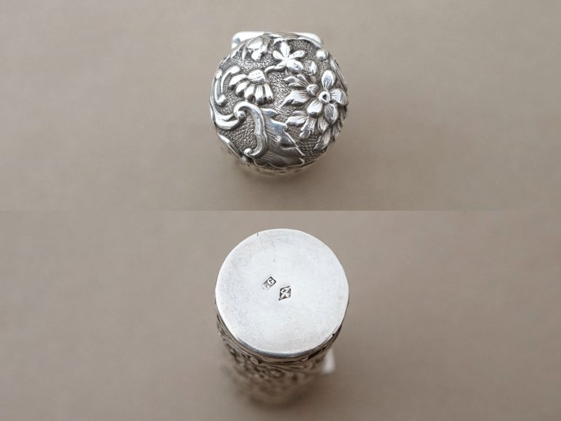 画像4:  アンティーク シルバー製 携帯用 パフュームボトル クリスタルの栓 ロカイユ装飾 花模様 MARQUERITE