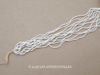 アンティーク 極小 シードビーズ ホワイト 10連の束 1cm=16〜17粒 キャビアビーズ マイクロビーズ