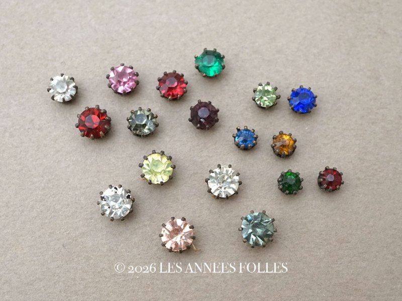 画像1: 19世紀末 アンティーク グラスストーン 18ピースのセット ラインストーン