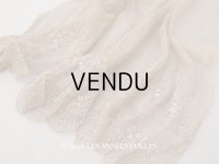 ＊蚤の市＊アンティーク  花模様の刺繍入り チュールレース 胡桃色　