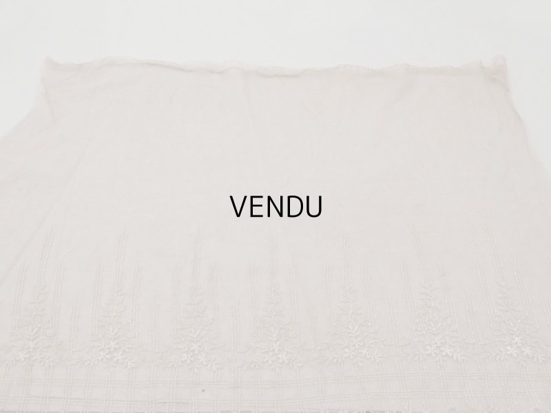 画像6: ＊蚤の市＊アンティーク  花模様の刺繍入り チュールレース 胡桃色　