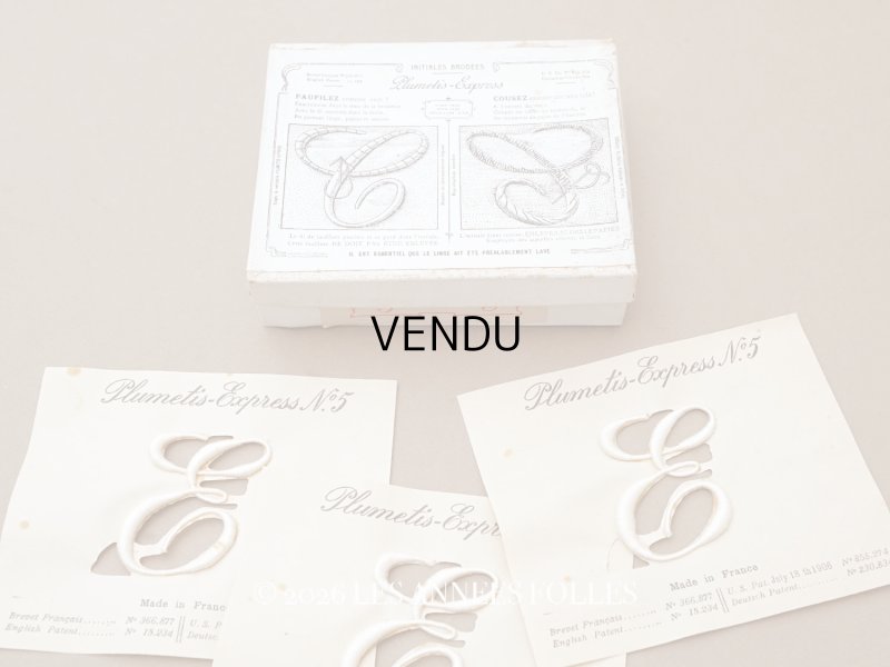 画像1: 1900年頃 アンティーク 箱入り イニシャルシート モノグラム 3シート【E】-N°5- INITIALES BRODEES PLUMETIS-EXPRESS