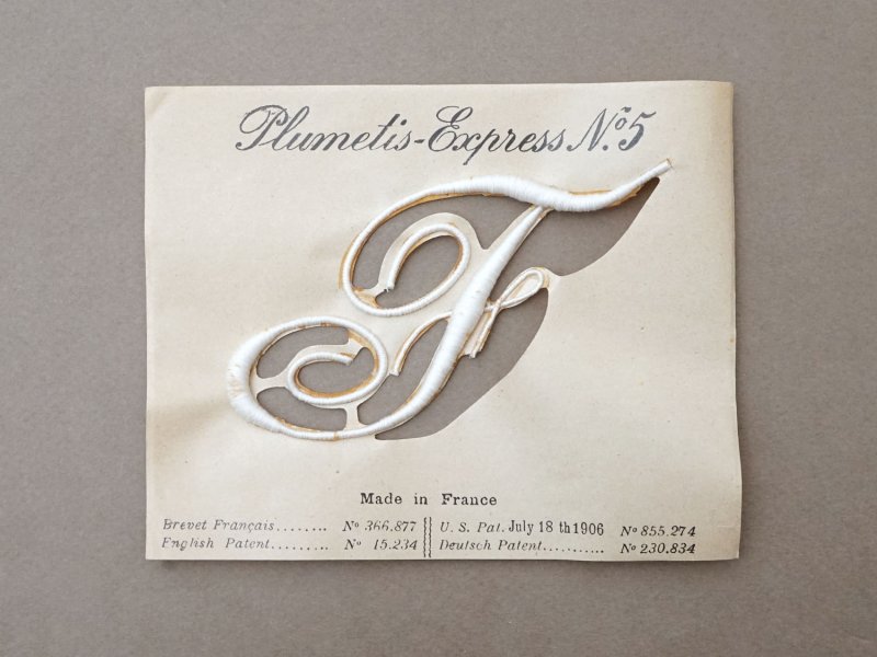 画像4: 1900年頃 アンティーク 箱入り イニシャルシート モノグラム 2シート【F】-N°5- INITIALES BRODEES PLUMETIS-EXPRESS