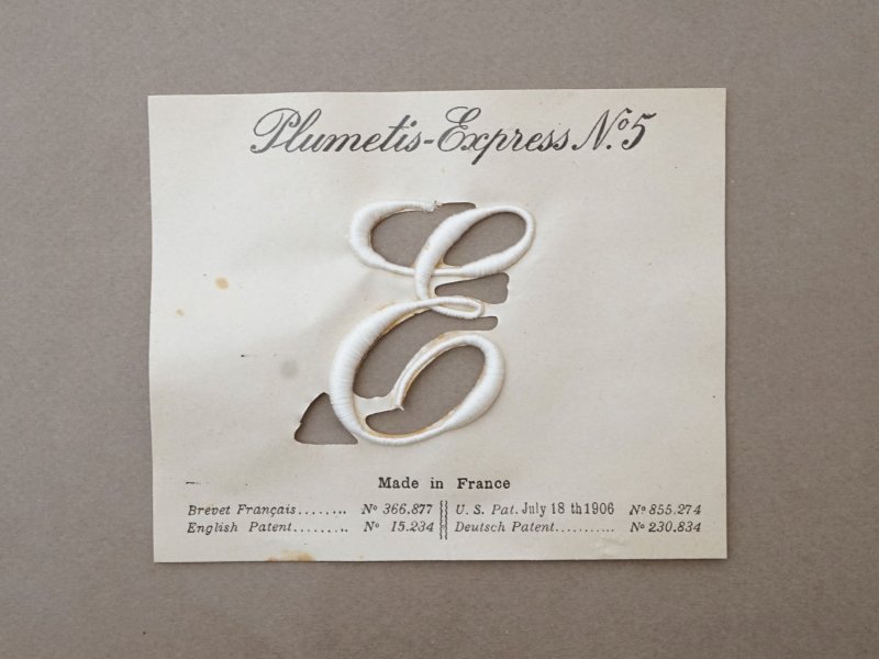 画像4: 1900年頃 アンティーク 箱入り イニシャルシート モノグラム 3シート【E】-N°5- INITIALES BRODEES PLUMETIS-EXPRESS