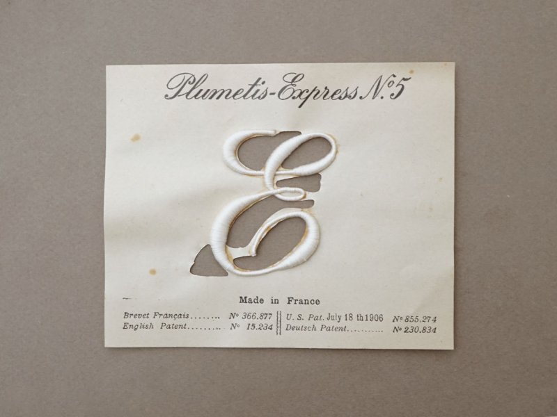 画像3: 1900年頃 アンティーク 箱入り イニシャルシート モノグラム 3シート【E】-N°5- INITIALES BRODEES PLUMETIS-EXPRESS