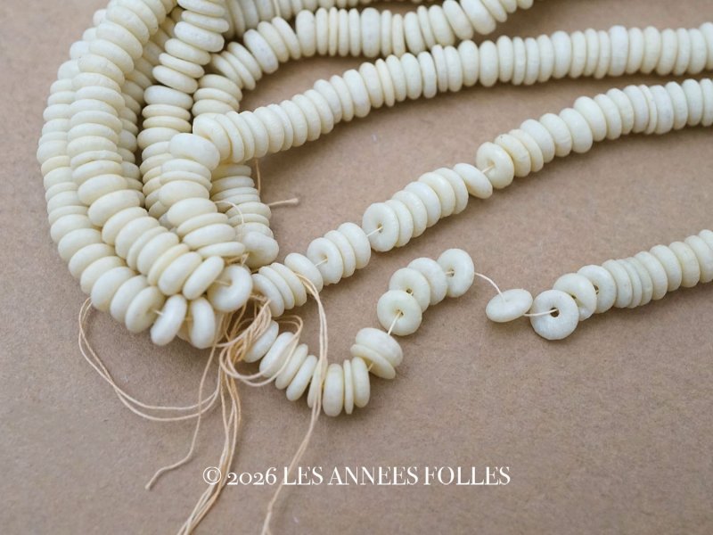 画像1: アンティーク ゼラチン製  スフレ スパンコール スモーキーシルバーグリーン 4mm 約1200ピース  COL 16