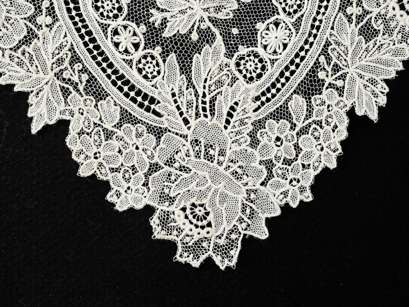 画像5: アンティーク ポワンドガーズ  結婚式のハンカチ 【JM】イニシャル刺繍入り【ポワン・ド・ガーズ】 