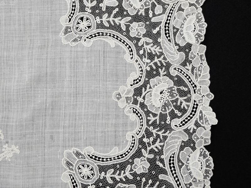 画像14: アンティーク ポワンドローズ  結婚式のハンカチ 【MV】イニシャル刺繍入り 【ポワン・ド・ローズ】　【ポワン・ド・ガーズ】 