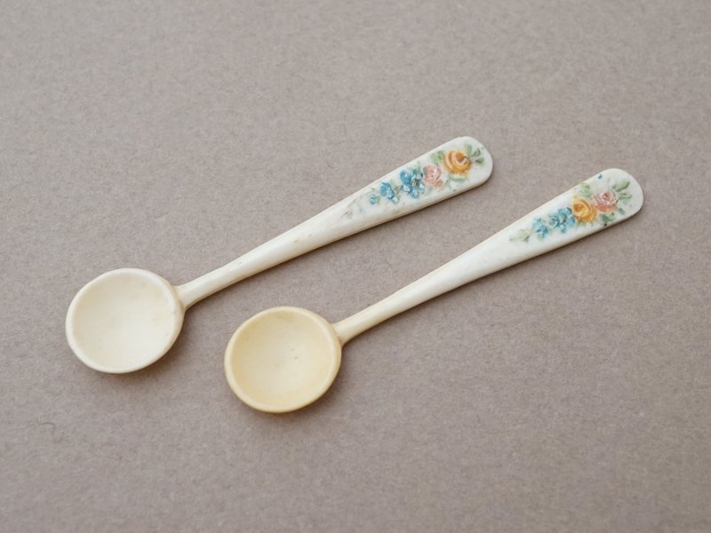 画像9: ＊蚤の市＊アンティーク キャビア用 小さなポット＆スプーンのセット