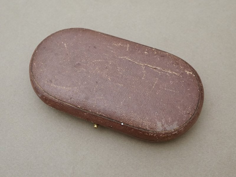 画像3: アンティーク シルバー製 薔薇模様 裁縫道具セット 