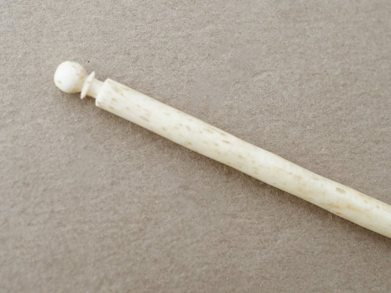 画像12: 19世紀 舞踏会の手帳 ペンシル付 モノグラム入りメダイヨン  カルネ・ド・バル 