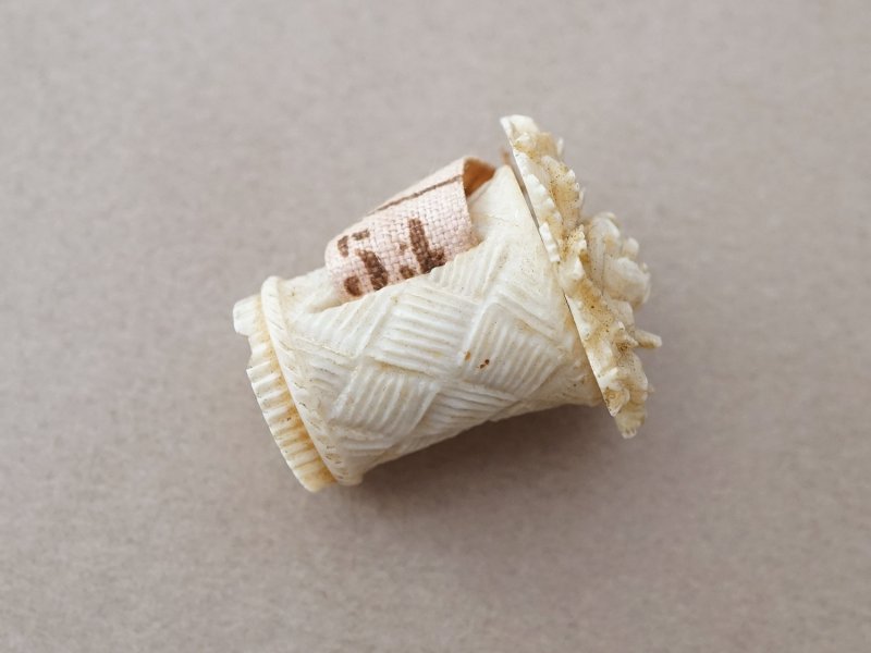 画像5: 19世紀末 アンティーク メジャー 薔薇