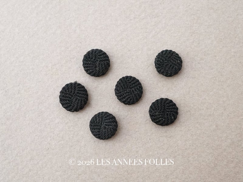 画像1: アンティーク くるみボタン 10mm 黒 6ピースのセット 