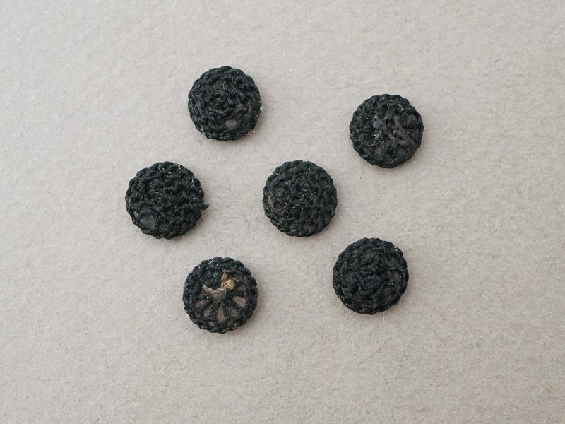 画像3: アンティーク くるみボタン 10mm 黒 6ピースのセット 