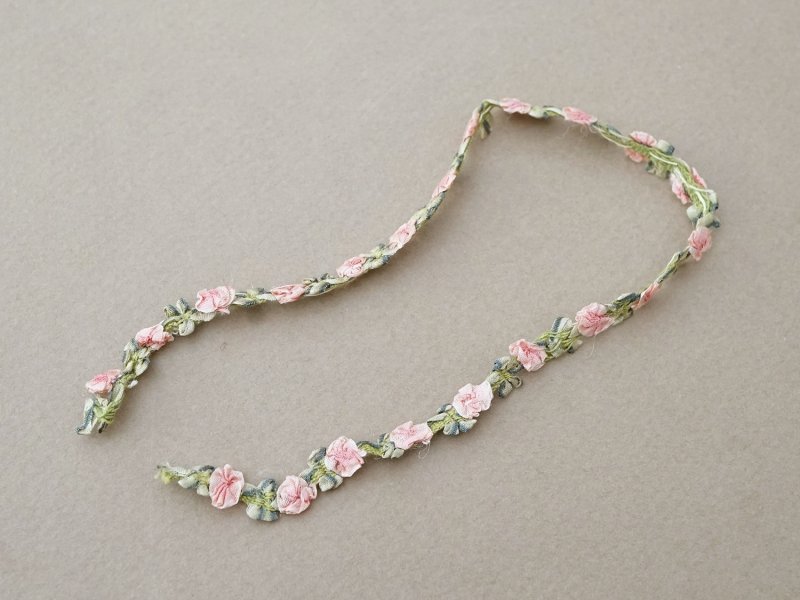 画像2: アンティーク シルク製 薔薇のロココトリム ピンク ロココリボン 28cm