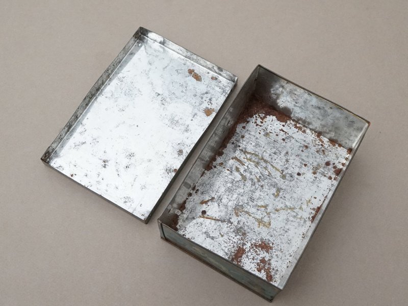 画像5: 19世紀 アンティーク 子猫たち ラングドシャのメタル缶 LANGUES DE CHAT- MAISON MATHE -