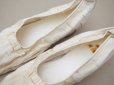 画像7: ＊蚤の市＊1900年頃 アンティーク ウェディングシューズ アイボリーのシルクサテン  (7)