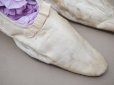 画像3: ＊蚤の市＊1900年頃 アンティーク ウェディングシューズ アイボリーのシルクサテン  (3)