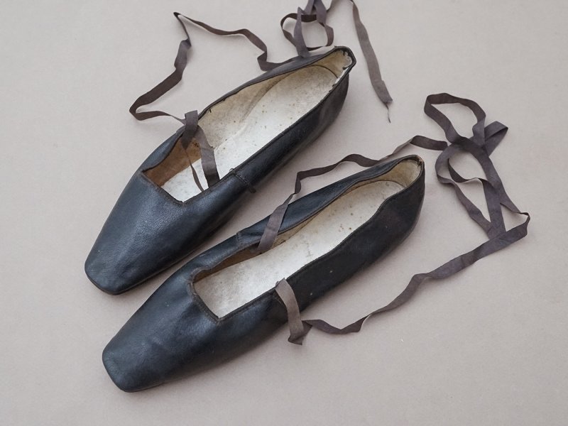 画像2: 19世紀初頭 アンティーク シューズ 黒