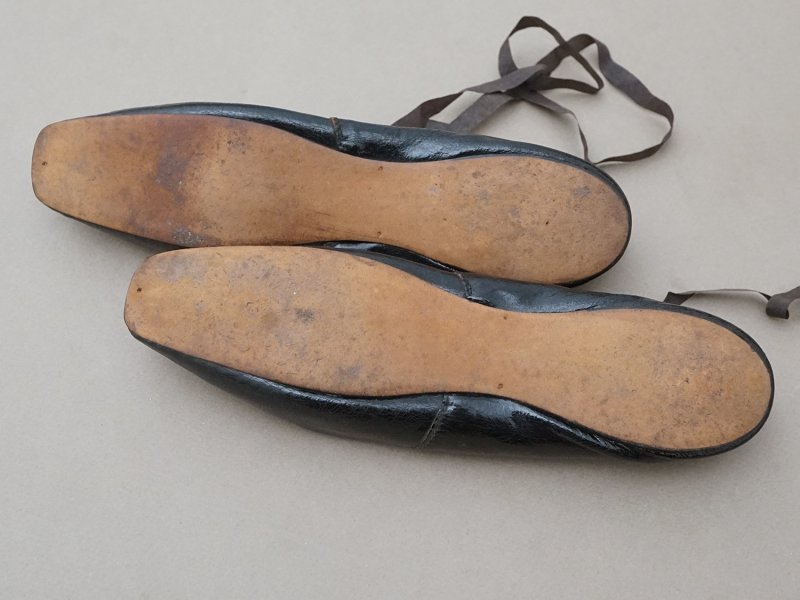 画像7: 19世紀初頭 アンティーク シューズ 黒