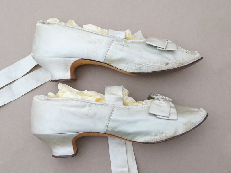 画像5: 1900年頃 アンティーク ウェディング シューズ パウダーブルー