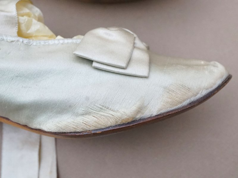 画像7: 1900年頃 アンティーク ウェディング シューズ パウダーブルー