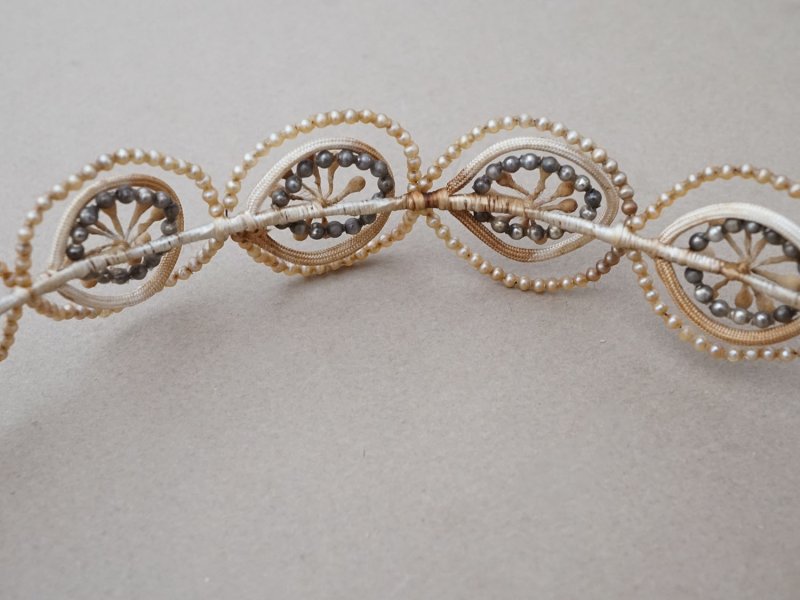 画像12: ＊蚤の市＊アンティーク パールとワックスフラワーのティアラ & ブローチのセット ウェディング 