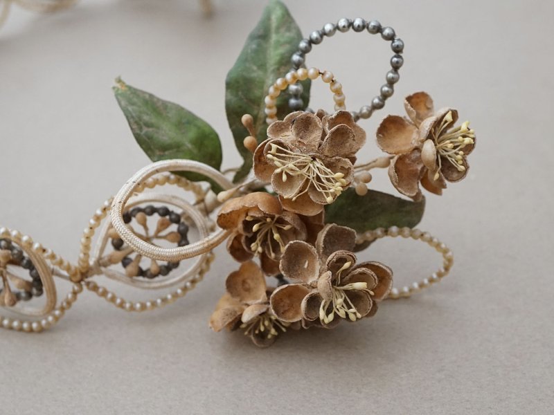 画像3: ＊蚤の市＊アンティーク パールとワックスフラワーのティアラ & ブローチのセット ウェディング 