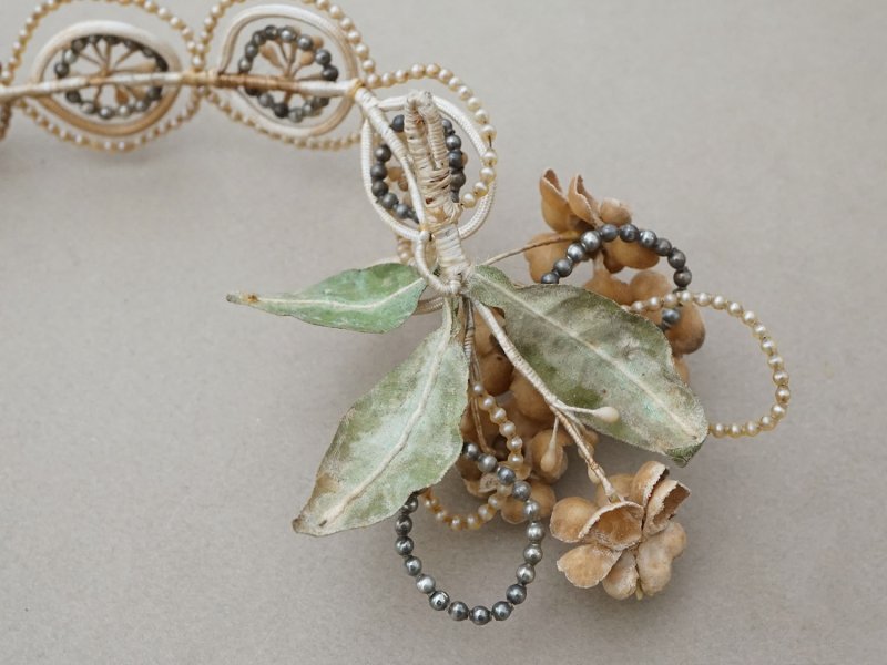 画像10: ＊蚤の市＊アンティーク パールとワックスフラワーのティアラ & ブローチのセット ウェディング 