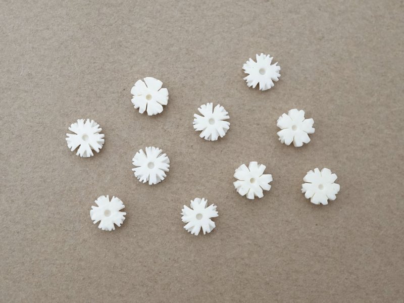 画像5: アンティーク 極小 花のジュエリーパーツ 10ピースのセット 6mm 手彫り イボワリヌ 