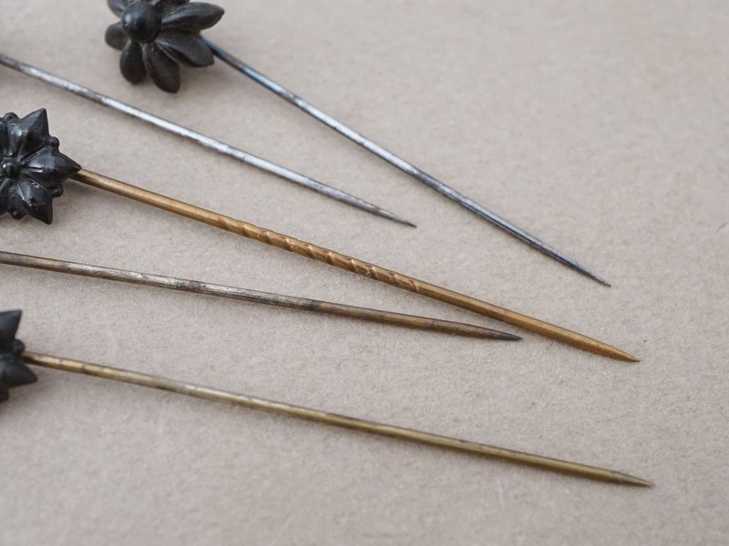 画像3: ＊蚤の市セット＊19世紀末 アンティーク 花のエパングル 5点セット