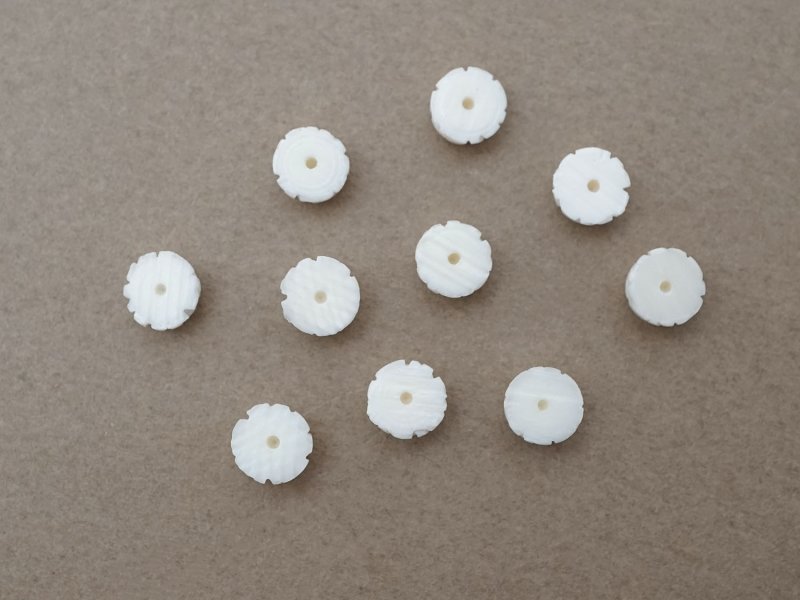 画像5: アンティーク 極小 薔薇のジュエリーパーツ 10ピースのセット 6mm 手彫り イボワリヌ 