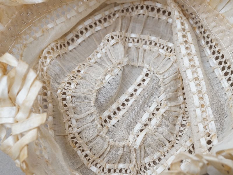 画像4: ＊蚤の市＊1900年頃  アンティーク ベビー用 ボネ