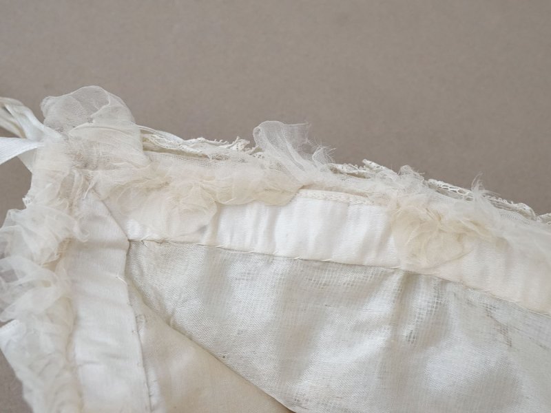 画像8: ＊蚤の市＊1900年頃  アンティーク ベビー用 ボネ