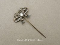 1900年頃 アンティーク エパングル リボン グラスストーン付