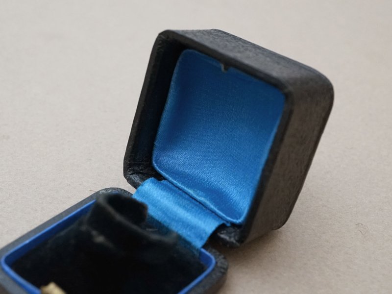 画像3: 19世紀末 アンティーク 本革製 ジュエリーボックス  リングボックス 黒