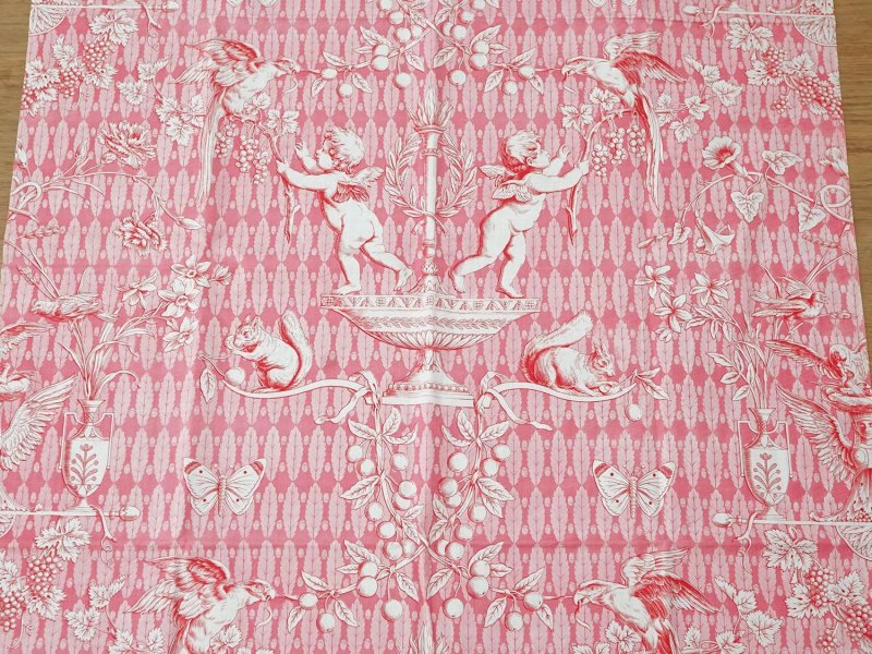 画像6: 未使用 1900年頃 アンティーク 天使＆栗鼠＆蝶々 コットン製ファブリック  200×78cm