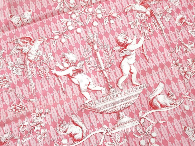 画像1: 未使用 1900年頃 アンティーク 天使＆栗鼠＆蝶々 コットン製ファブリック  200×78cm