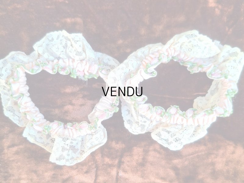 画像1: アンティーク 靴下どめ  ジャルティエ レース＆ロココモチーフ付 ガーターバンド