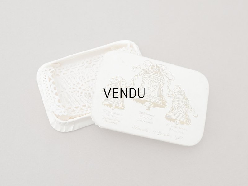 画像7: 1931年 アンティーク とても小さなドラジェのお菓子箱 バテム 