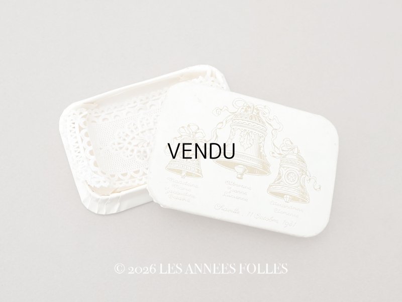 画像1: 1931年 アンティーク とても小さなドラジェのお菓子箱 バテム 