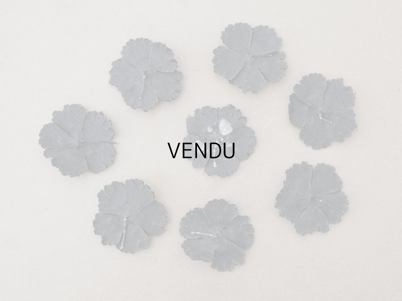 画像7: アンティーク 布花材料 ベルベットの花びら 花芯付き 8ピースのセット 約4.3cm 布花 黒