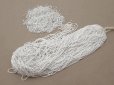 画像2: アンティーク ガラス製 サティネビーズ ホワイト 95g 1cm=6粒 (2)