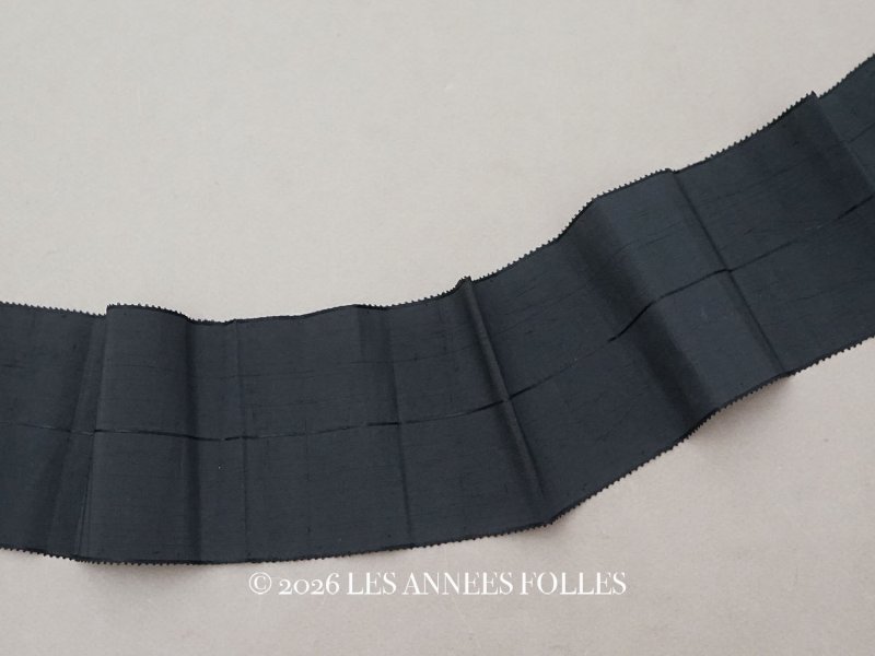 画像1: ＊蚤の市＊アンティーク シルク製 ピコットリボン 黒のライン入り 65cm 8.1cm幅