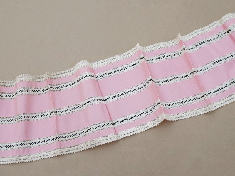 画像4: ＊蚤の市＊19世紀 アンティーク シルク製 リボン  ピンク 79cm 14.1cm幅