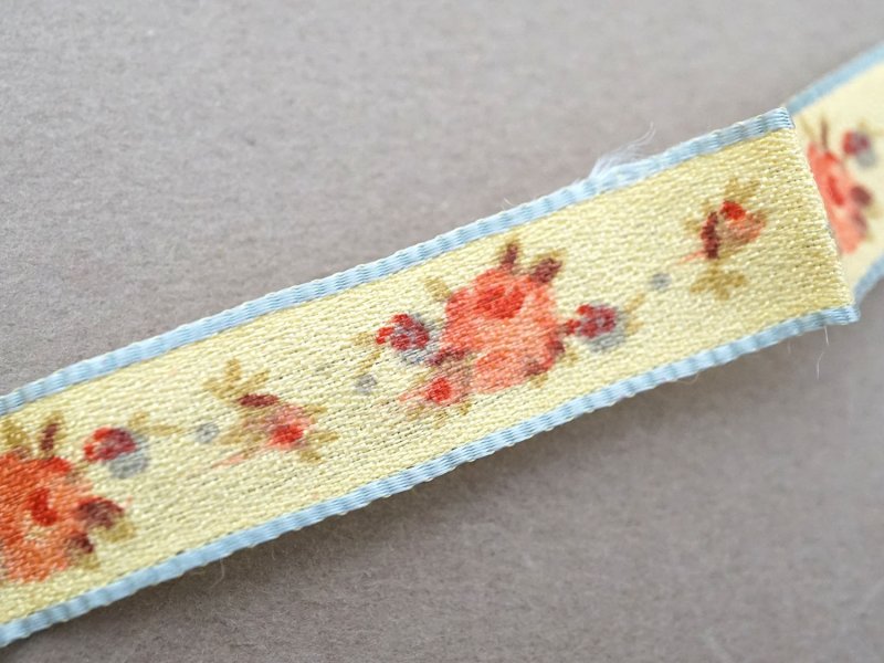 画像2: アンティーク 薔薇模様のリボン 45cm 1.3cm幅 レモン色